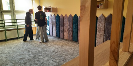 Powiększ grafikę: ciche-planszowki-nowe-miejsce-w-szkole-675879.jpg