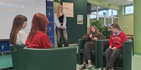 Powiększ grafikę: dzien-mediacji-rowiesniczej-649268.jpg