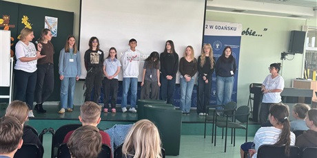 Powiększ grafikę: dzien-mediatora-w-zso2-717636.jpg