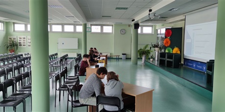Powiększ grafikę: podreczniki-xxiv-lo-615643.jpg