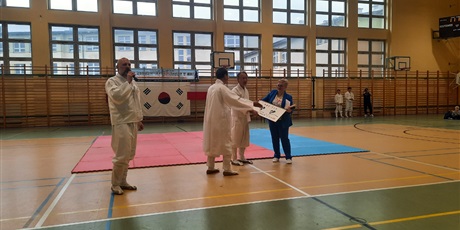 Powiększ grafikę: pokaz-taekwondo-w-naszej-szkole-701514.jpg