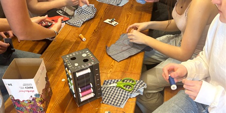 Powiększ grafikę: projekt-erasmus-wear-to-care-mobilnosc-w-gdansku-690601.jpg