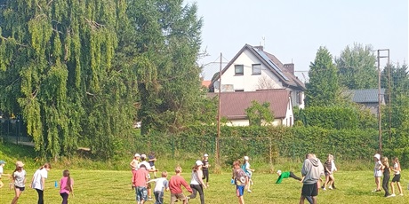 Powiększ grafikę: wiesci-od-czwartakow-638929.jpg