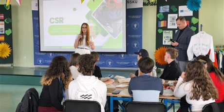 Powiększ grafikę: witamy-gosci-erasmus-603831.jpg