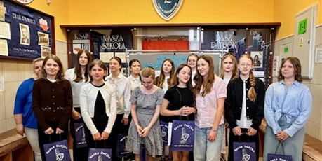 Agata z 6b najlepsza w województwie w Turnieju Czytelniczym!