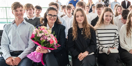 Powiększ grafikę: zapraszamy-rodzicow-na-wywiadowki-687534.jpg