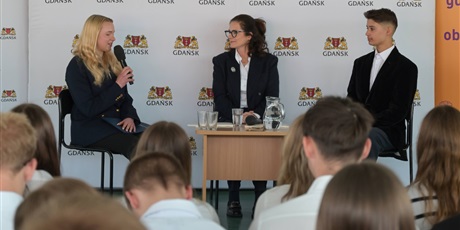 Powiększ grafikę: zapraszamy-rodzicow-na-wywiadowki-687541.jpg