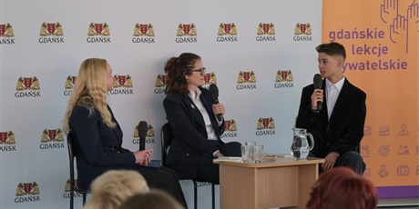 Powiększ grafikę: zapraszamy-rodzicow-na-wywiadowki-687547.jpg