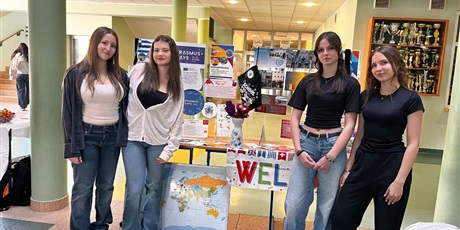 Powiększ grafikę: Promujemy projekt Erasmus+